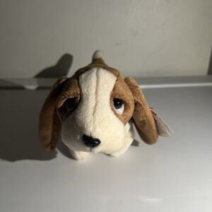 VTG Beanie Baby, Tracker Hound Dog, Brown and white with all tags